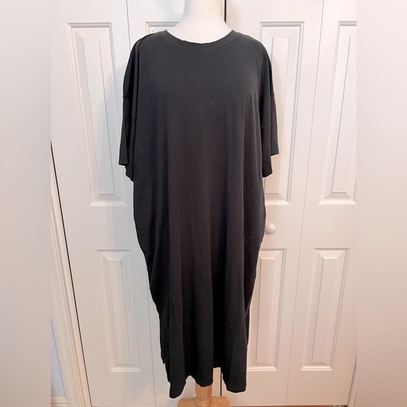 NWT Lita by Ciara Oversized T-shirt dress with pockets Lita Size Small - Picture 1 of 8